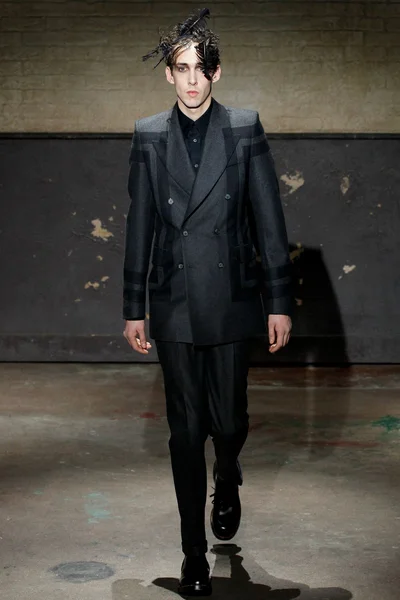 Look 14